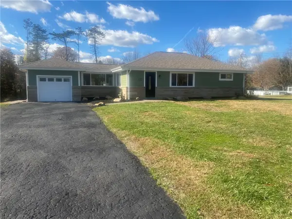 112 Hillcrest Dr, Pine Twp, PA 15044
