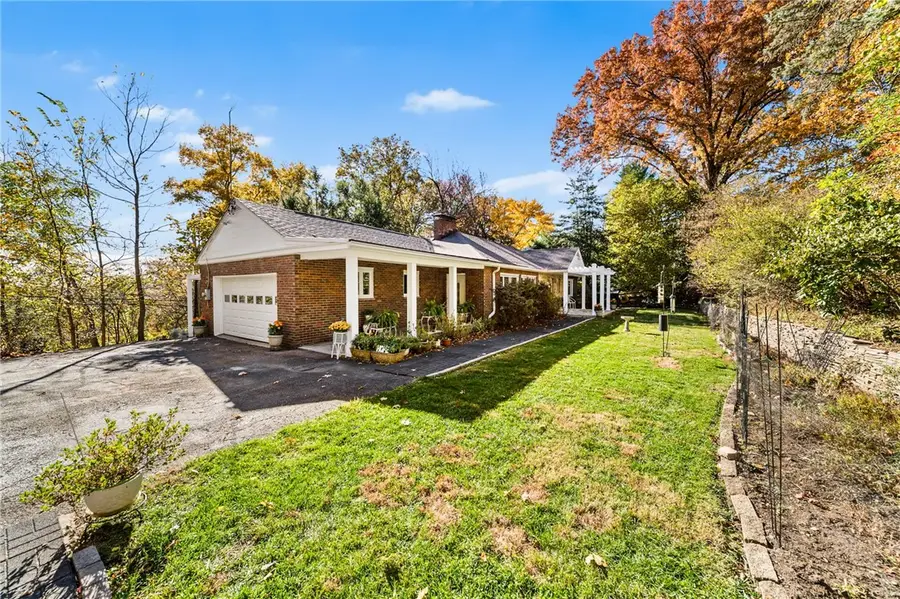 101 Buckingham Road, Fox Chapel, PA 15215 - Image #2