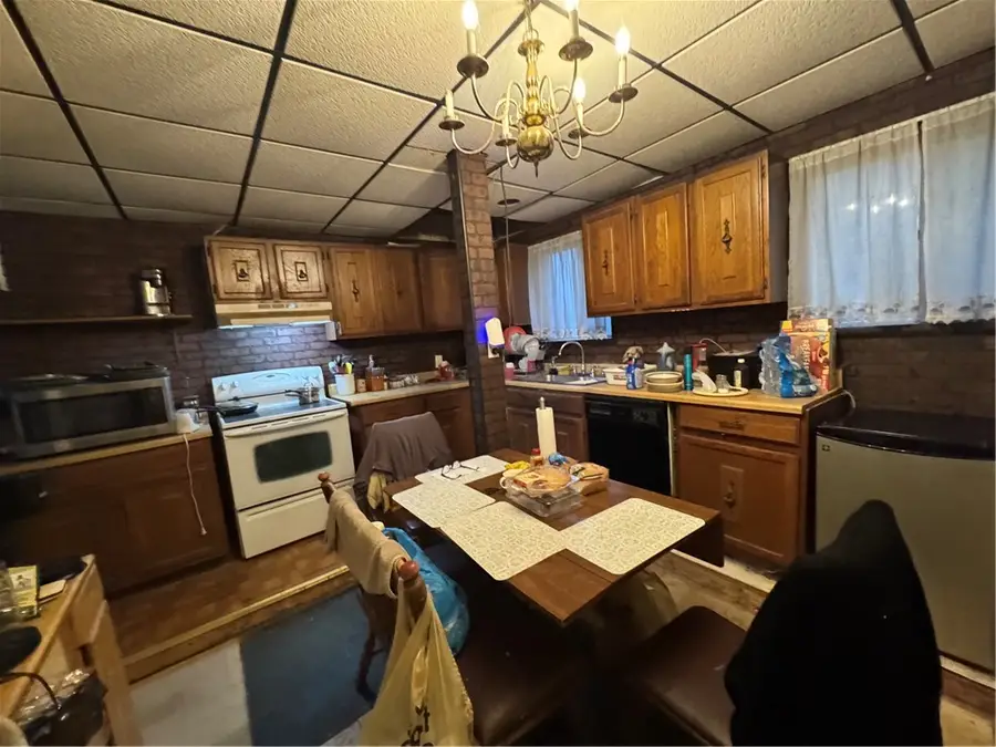 233 Alries St, Pittsburgh, PA 15210 - Image #3