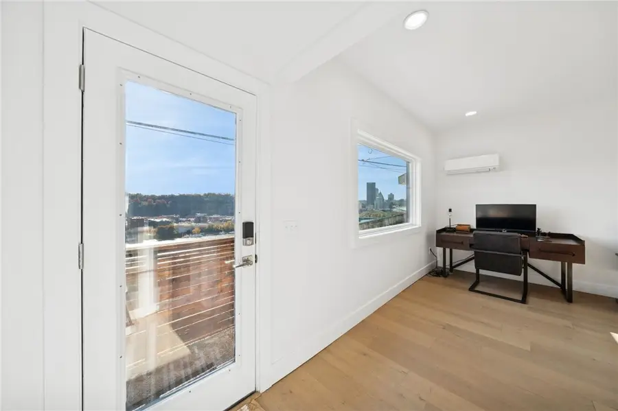 1308 Goettman St, Pittsburgh, PA 15212 - Image #3