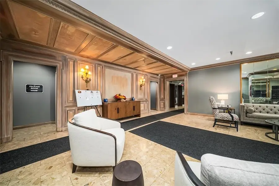 5715 Beacon Street #108, Squirrel Hill, PA 15217 - Image #3