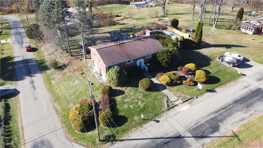 162 Florence Rd, Daugherty, PA 15066 - Image #2