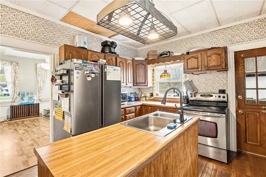 1102 Frankstown Road, Johnstown, PA 15902 - #3