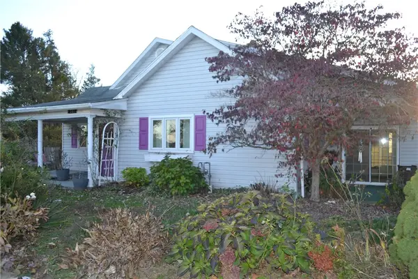 201 Woodland Ave, Charleroi Boro, PA 15022