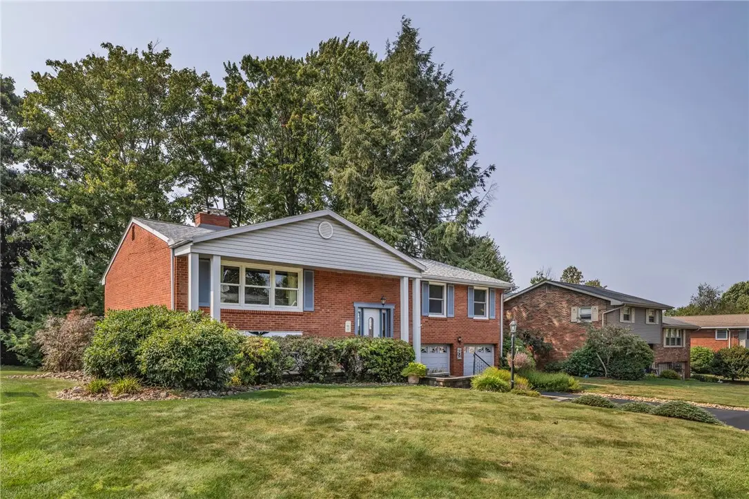 607 Westland Dr, Hempfield, PA 15601 - Image #1