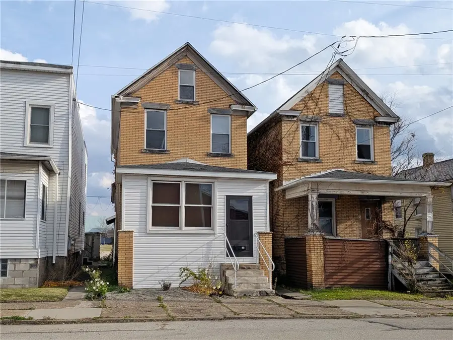 28 S 12th St, Jeannette, PA 15644 - Image #3