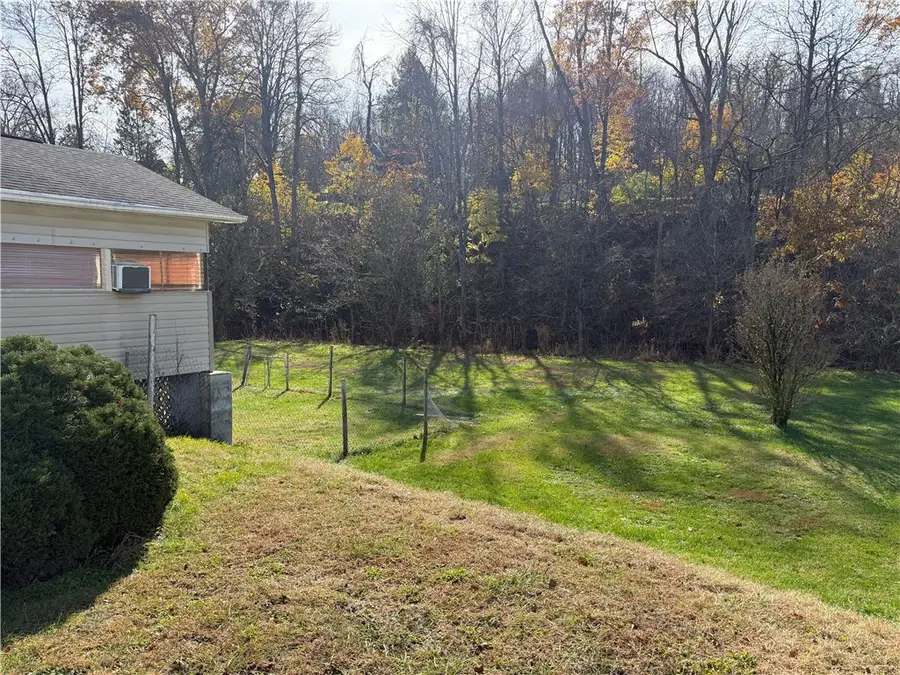 26 Union St, Republic, PA 15475 - Image #2