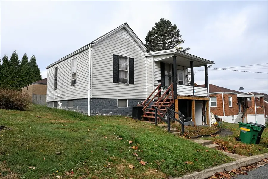 909 Alexander Ave, Monessen, PA 15062 - Image #2