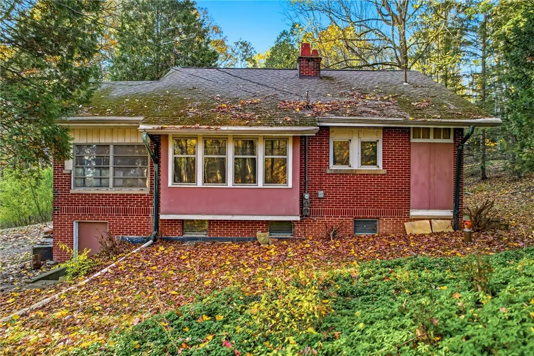 729 E Lake Road, Pymatuning Township, PA 16154 - Image #1