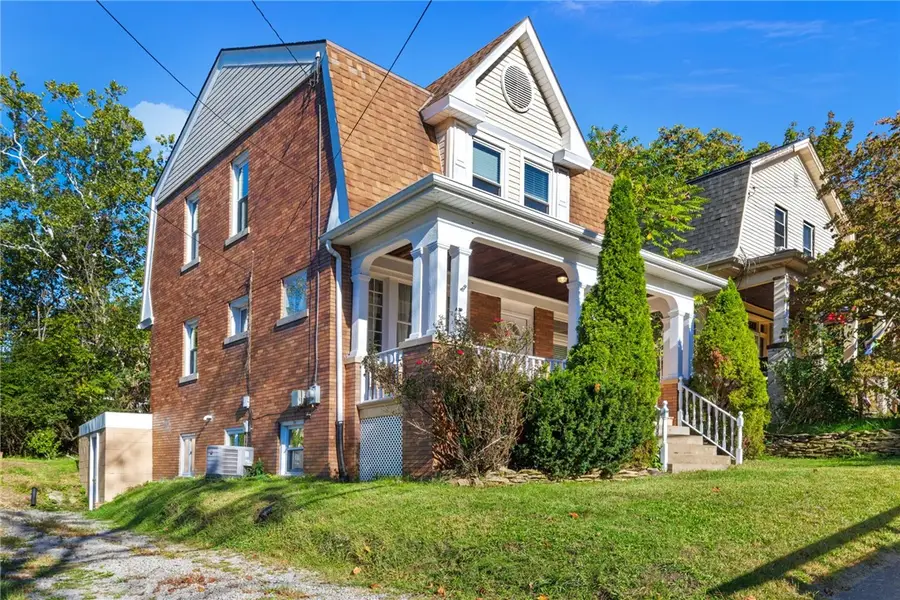 76 Warren St, Crafton, PA 15205 - Image #2