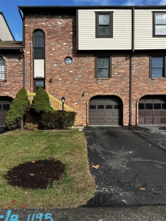 1195 Valleyview, Cecil, PA 15055