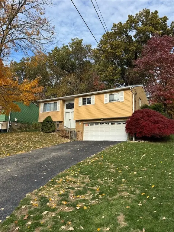 405 Diehl Dr, McKeesport, PA 15132 - Image #2