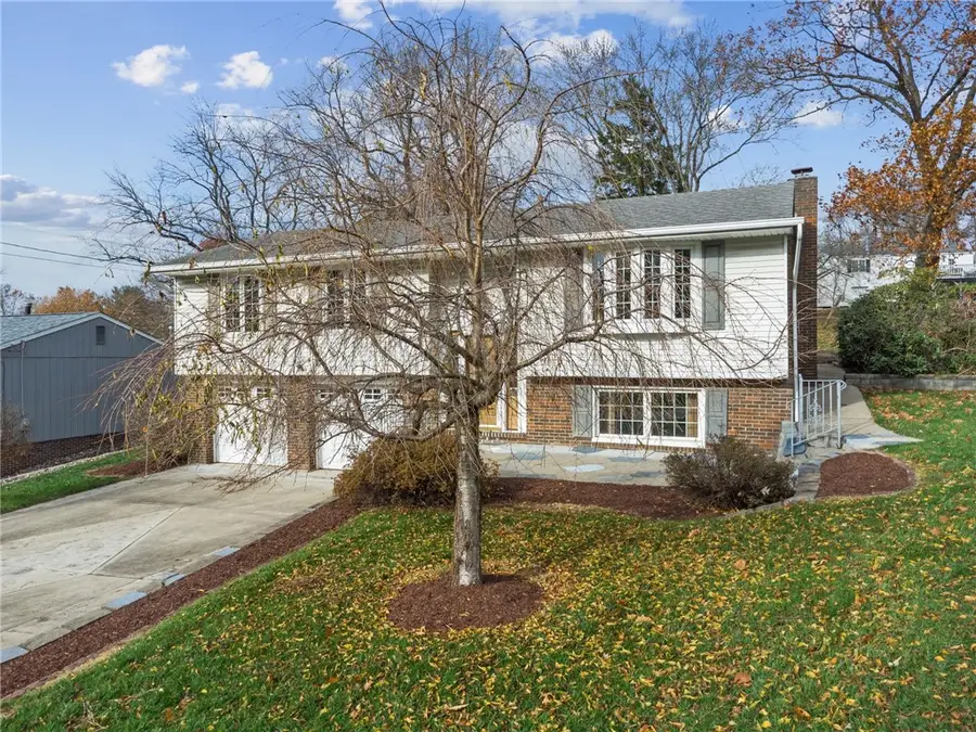 452 Tahoe Drive, Plum, PA 15239 - Image #2