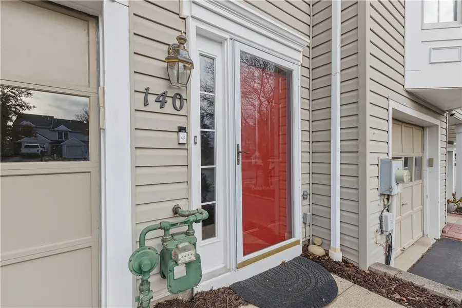140 Westbrooke Lane, Coraopolis, PA 15108 - Image #2