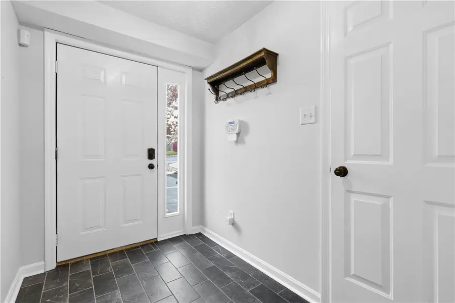 140 Westbrooke Lane, Coraopolis, PA 15108 - Image #3