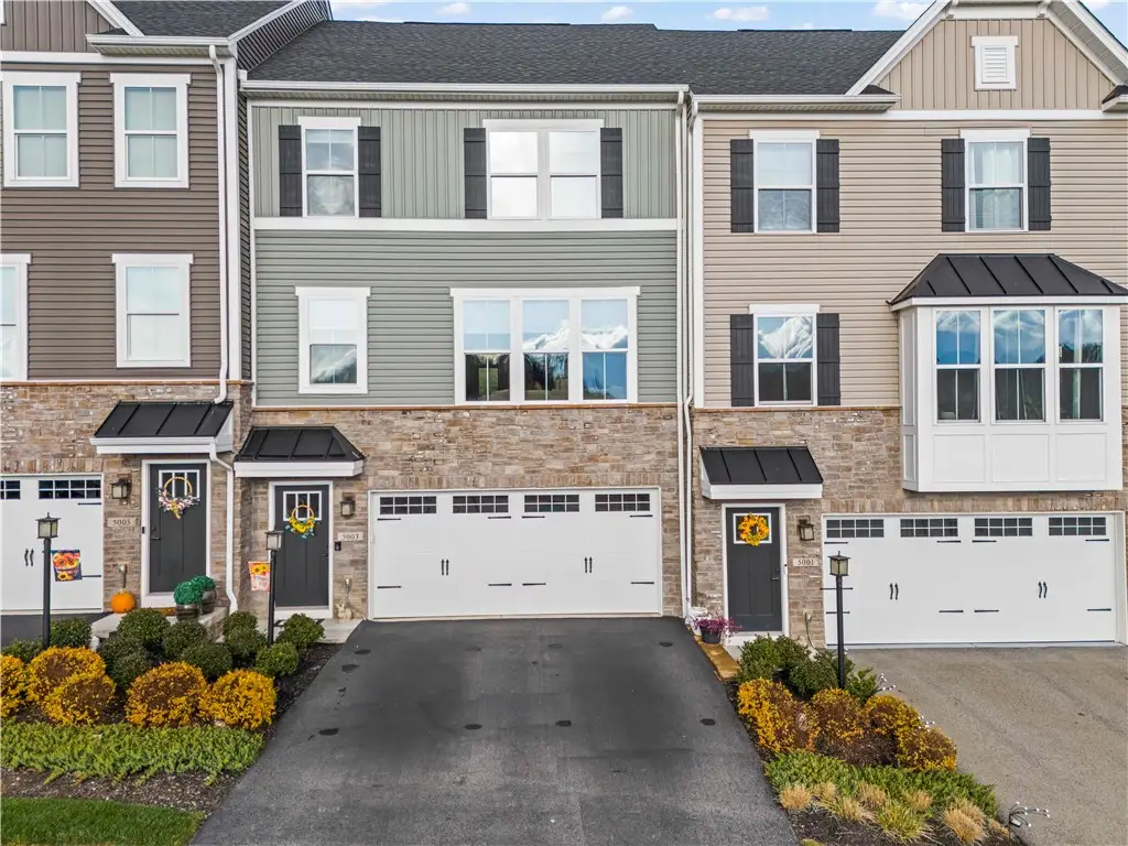 5003 Summit Drive, South Park, PA 15129 - Image #1