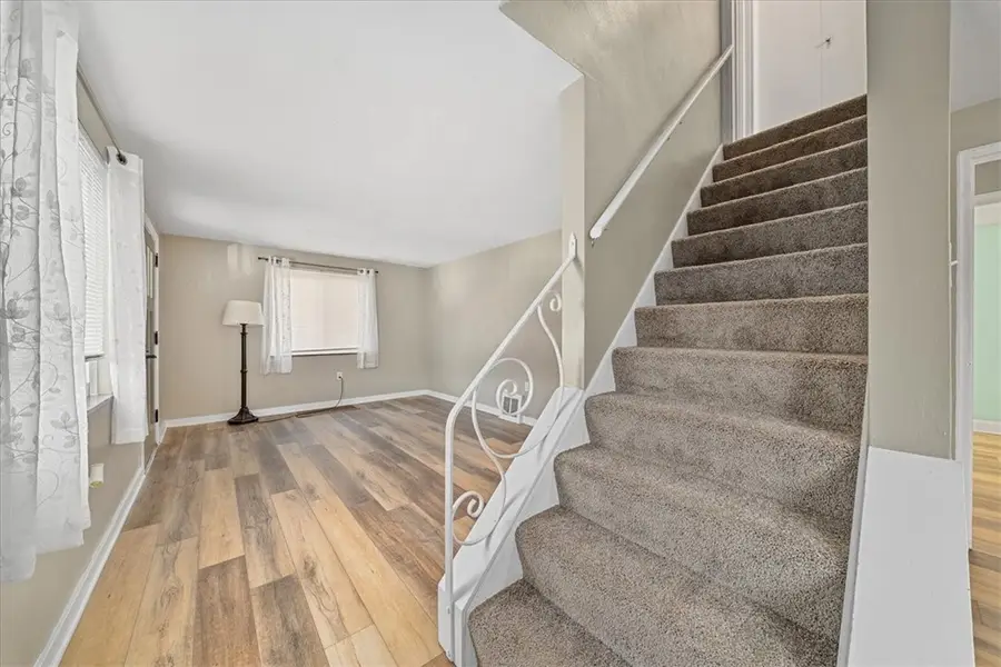 5147 Glenhurst Rd, Pittsburgh, PA 15207 - Image #2