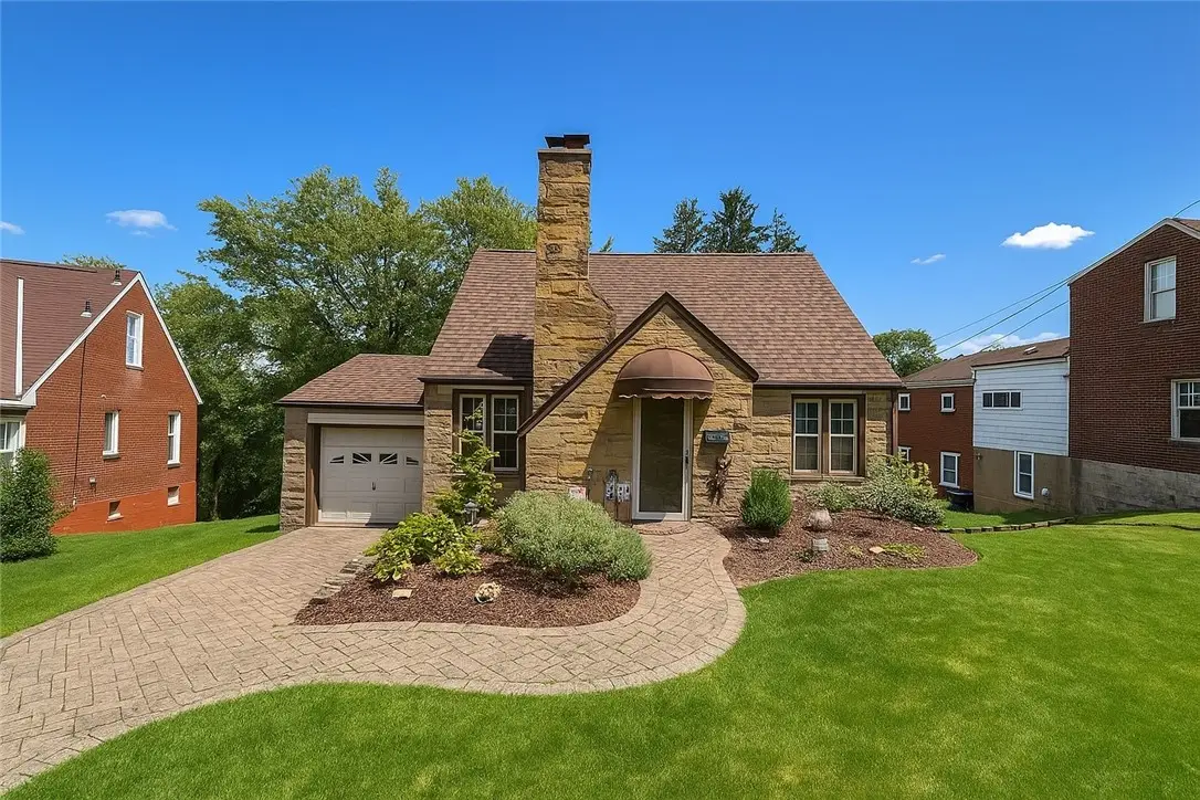 8 Keifer Dr, Upper Saint Clair, PA 15241 - Image #1