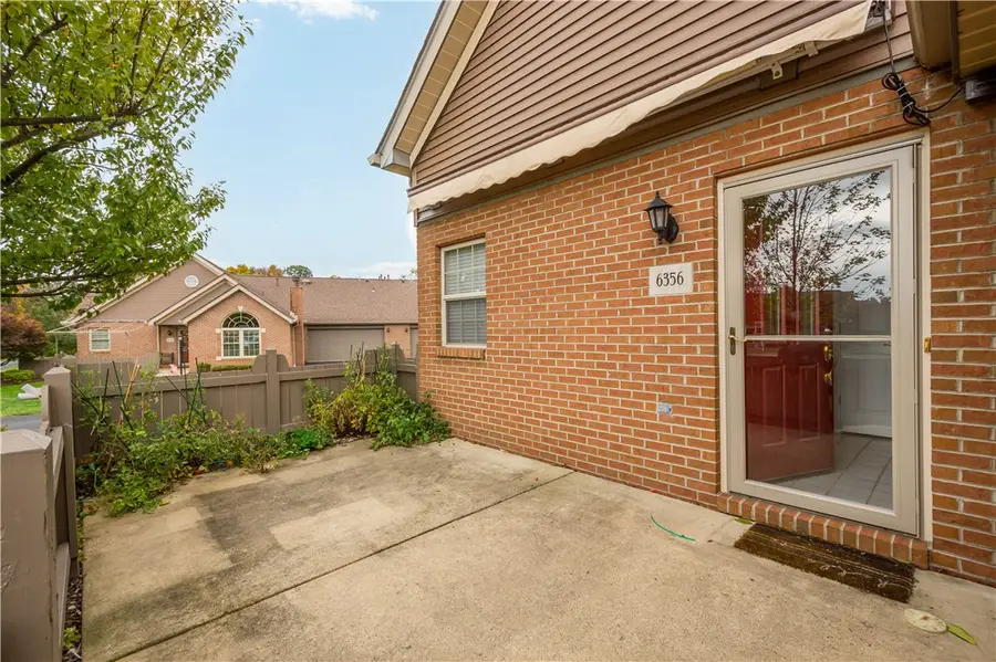 6356 Jefferson Pointe Circle, Jefferson Hills, PA 15025 - Image #2