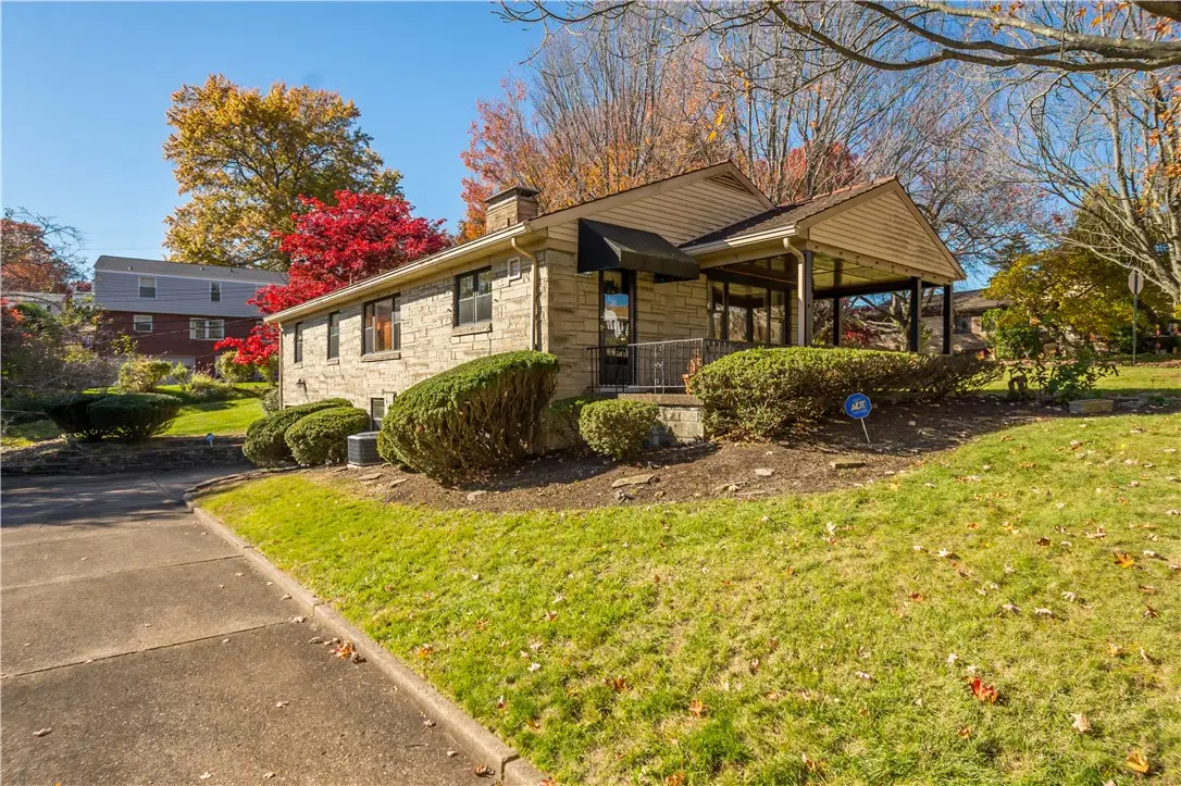 1751 Helen Drive, Mount Lebanon Township, PA 15216 - Image #1