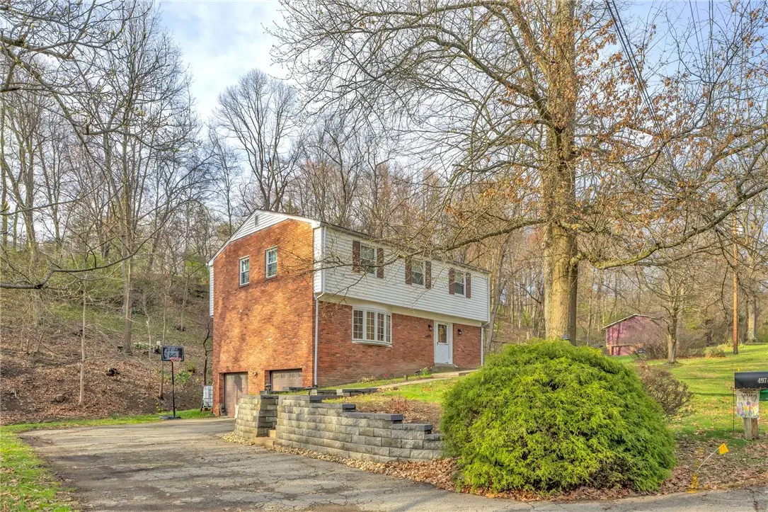 4974 Longview Ct, Murrysville, PA 15668 - Image #1