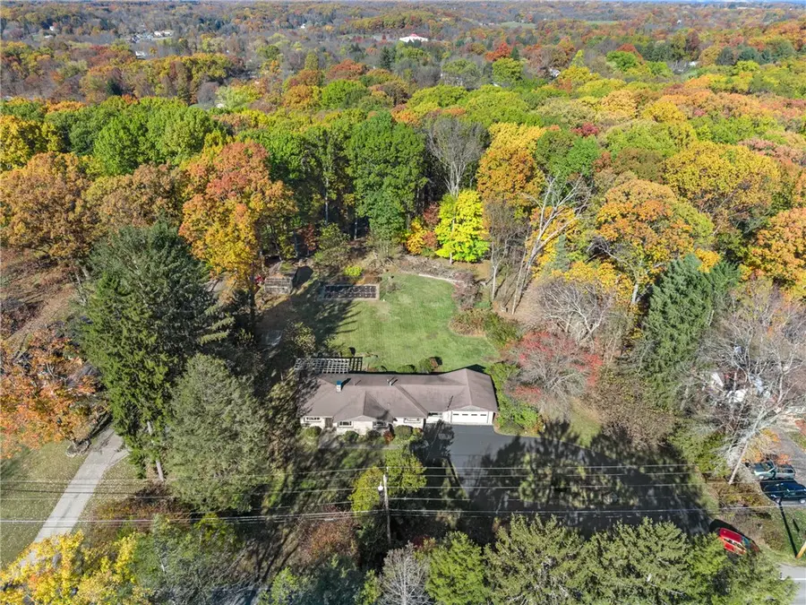 5341 Richland Rd, Gibsonia, PA 15044 - Image #2