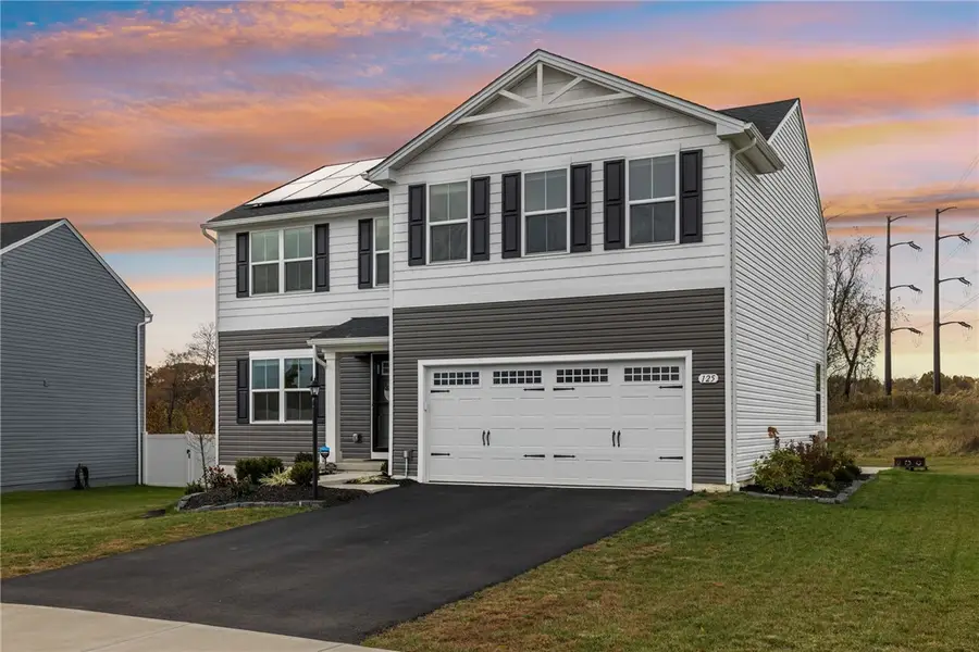 125 Alta Vista Dr, Imperial, PA 15126 - Image #2