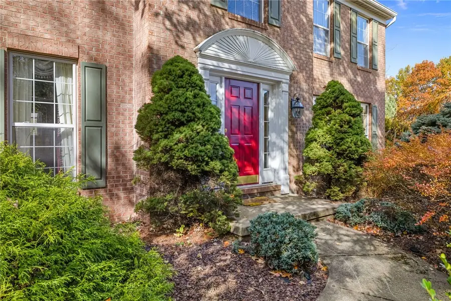 3349 Long Branch Dr, Neshannock Township, PA 16105 - Image #2