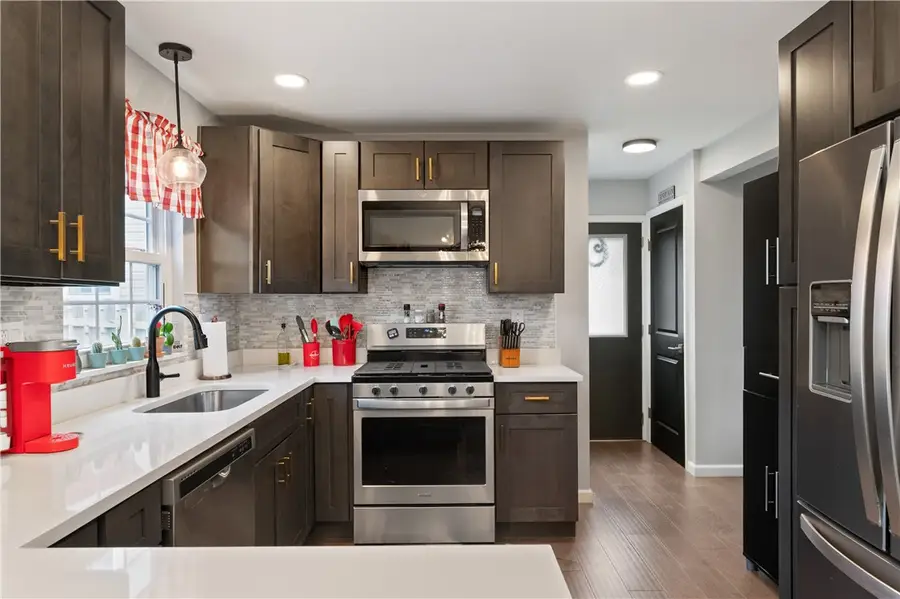 523 Orchard Ave, Avalon, PA 15202 - Image #3