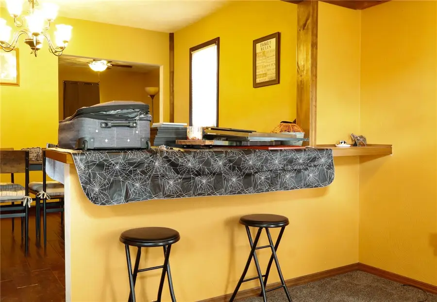 1019 E Main St, Rural Valley, PA 16249 - Image #2