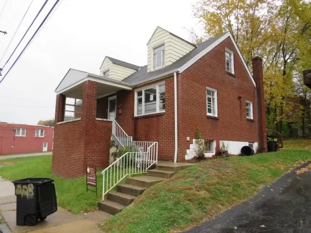 230 Cavitt Ave, Trafford, PA 15085 - Image #2