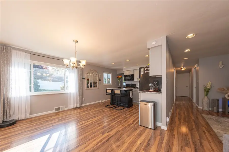 5014 Ozark Dr, Plum, PA 15239 - Image #2