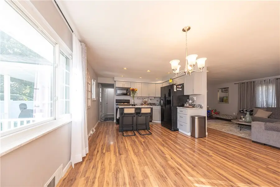 5014 Ozark Dr, Plum, PA 15239 - Image #3