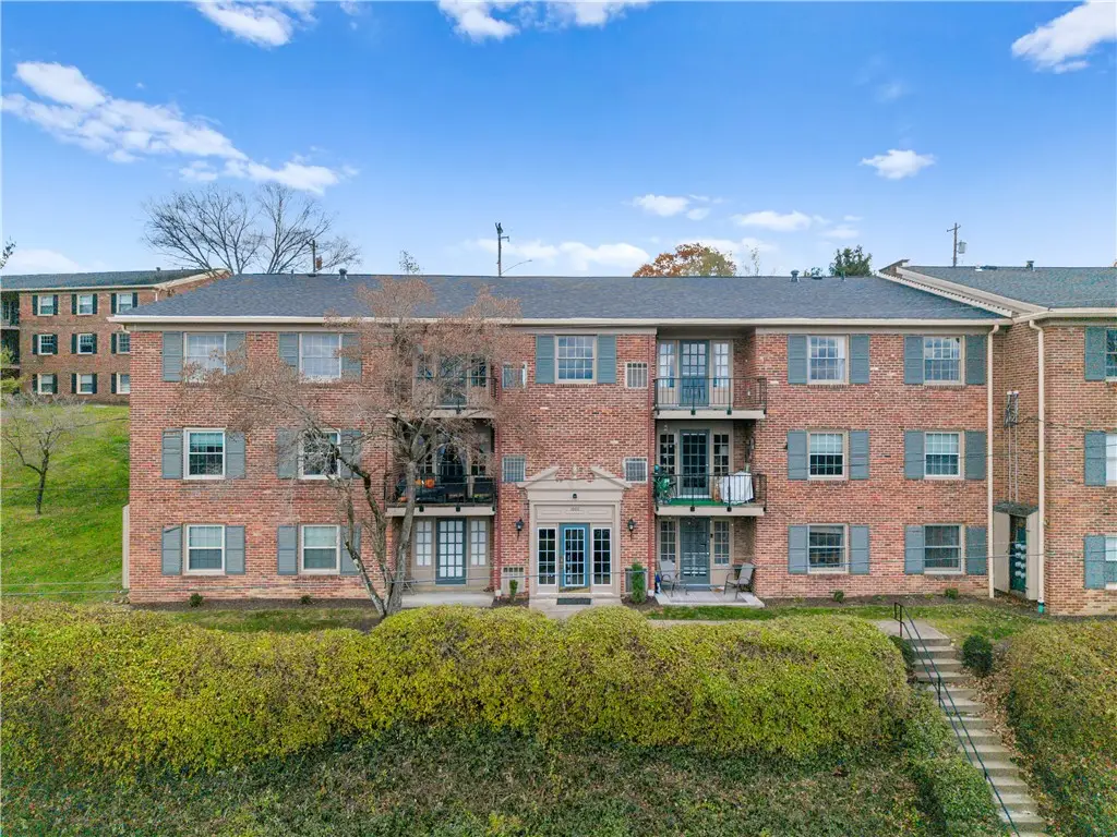 1060 Chatham Park Drive #E, Scott Township, PA 15216 - Image #1