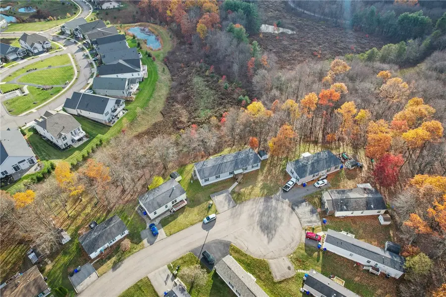 743 Slate Ave, Cranberry Township, PA 16066 - Image #3