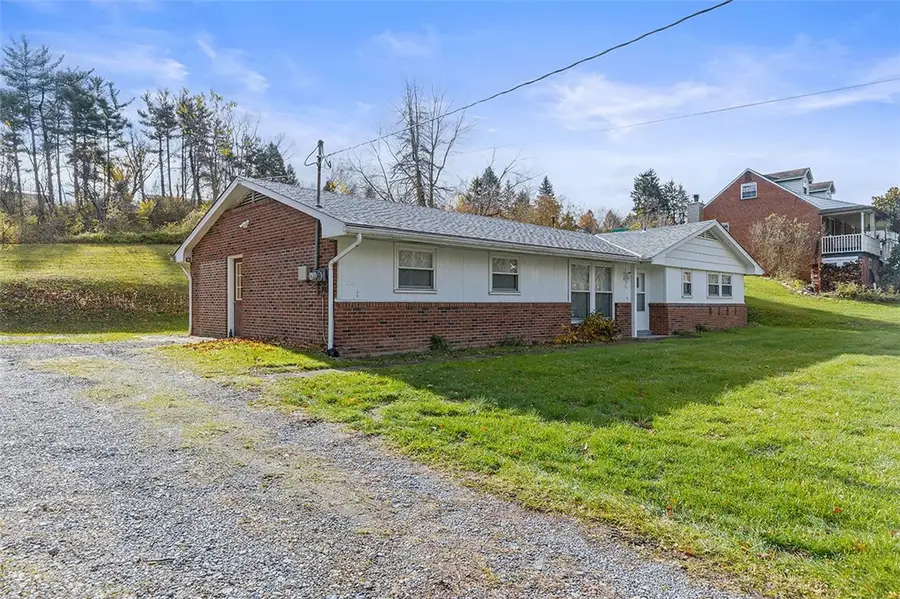 93 Stonesipher Rd, Oakdale, PA 15071 - Image #3