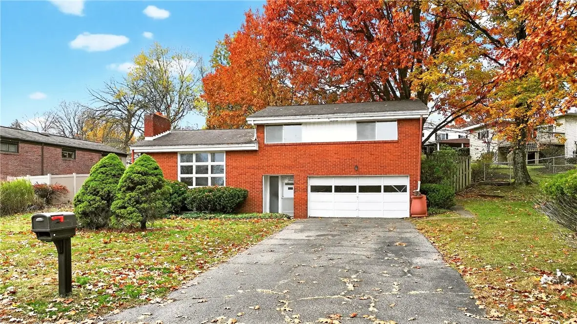 100 Fieldstone Drive, Glenshaw, PA 15116 - Image #1