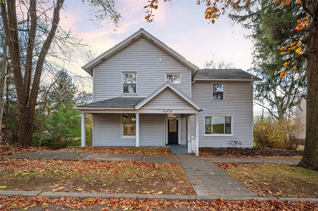 928 Washington Ave, Oakmont, PA 15139 - Image #1