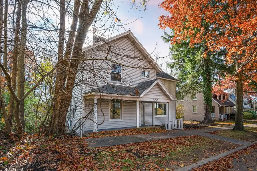 928 Washington Ave, Oakmont, PA 15139 - Image #2