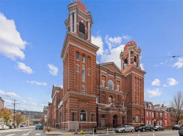 2132 Sarah St #102, South Side, PA 15203