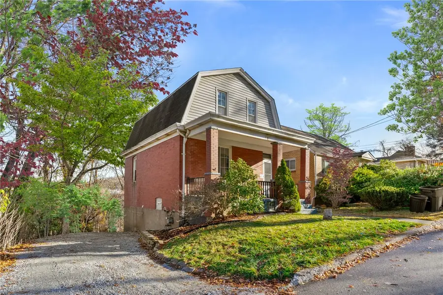 17 Marwood Ave, Forest Hills, PA 15221 - Image #2