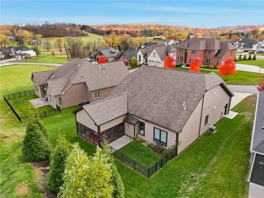 3290 Long Meadow Dr, Hampton, PA 15101 - Image #2