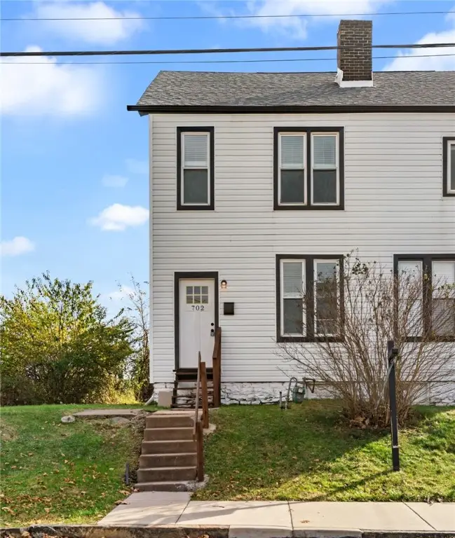 702 E 19th Ave, Munhall, PA 15120 - Image #1