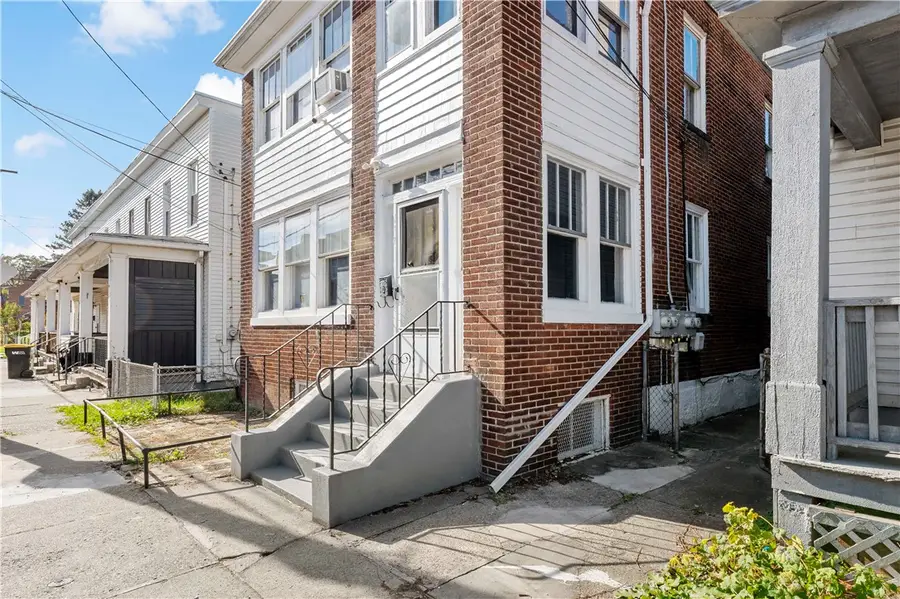 1210 Holmes St, McKees Rocks, PA 15136 - Image #2