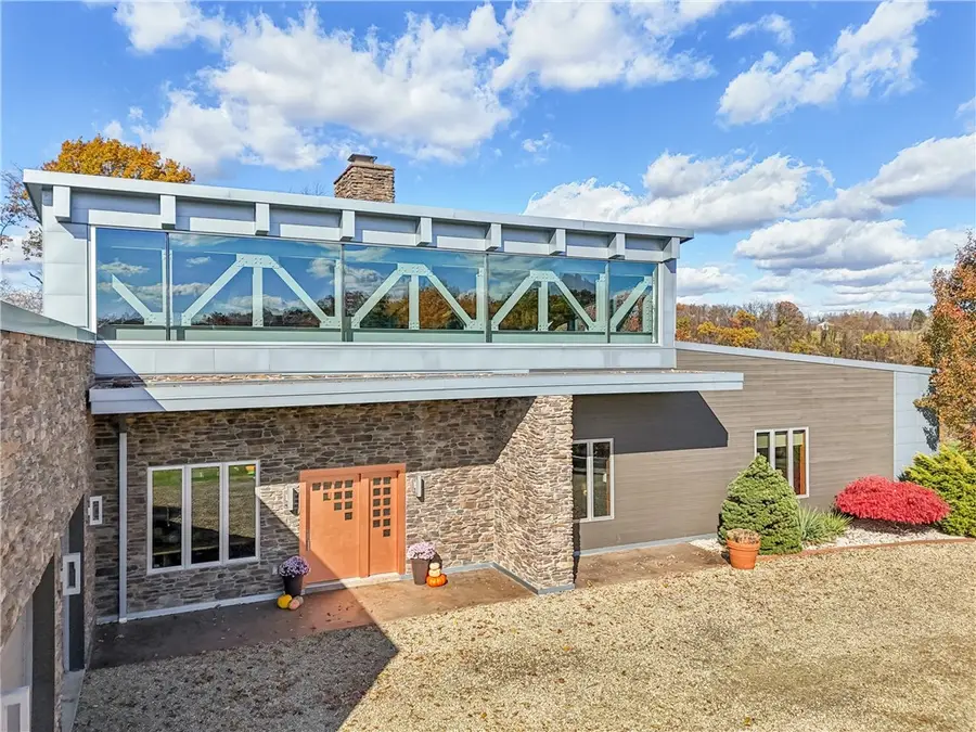 461 Dutchmans Run Rd, Lower Burrell, PA 15068 - Image #3