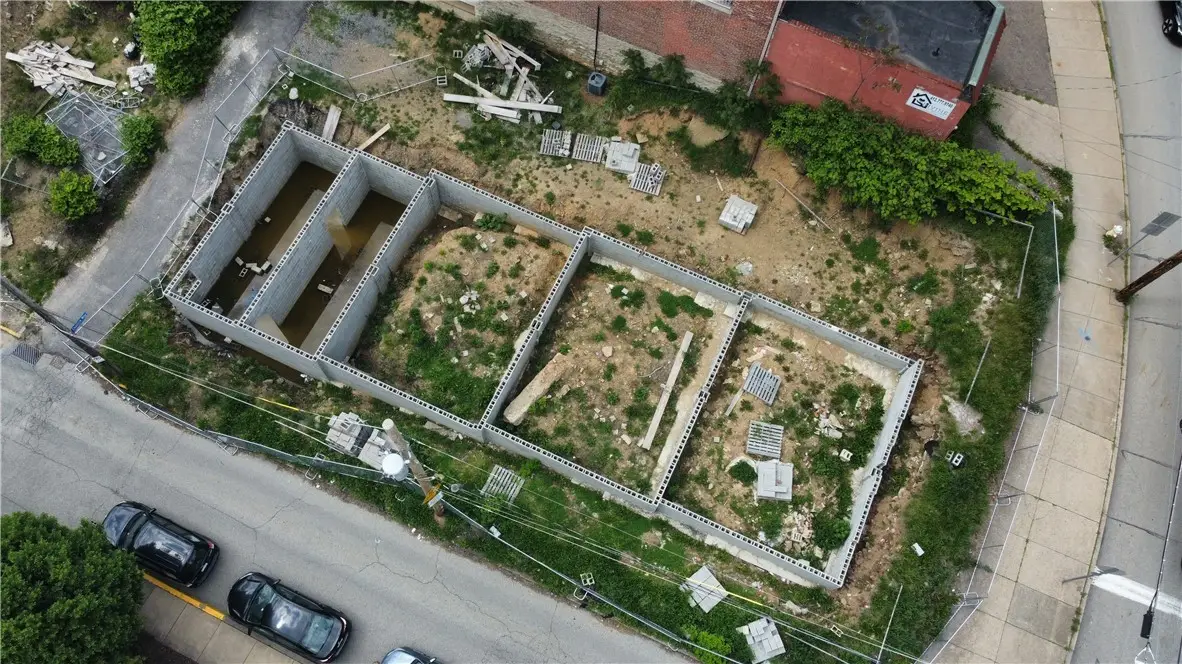 8 Alpine Ave, Pittsburgh, PA 15212 - Image #1