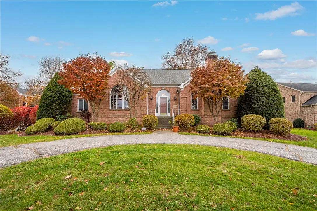 1508 Windsor Ct, Upper Saint Clair, PA 15241 - Image #1