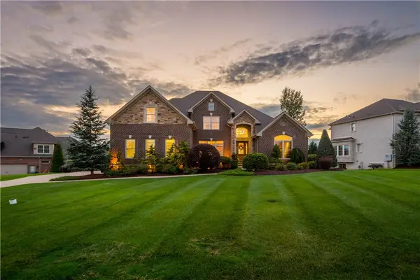 347 Buckingham Dr, Peters Twp, PA 15367