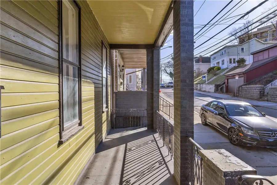 85 Wyoming St, Mount Washington, PA 15211 - Image #3