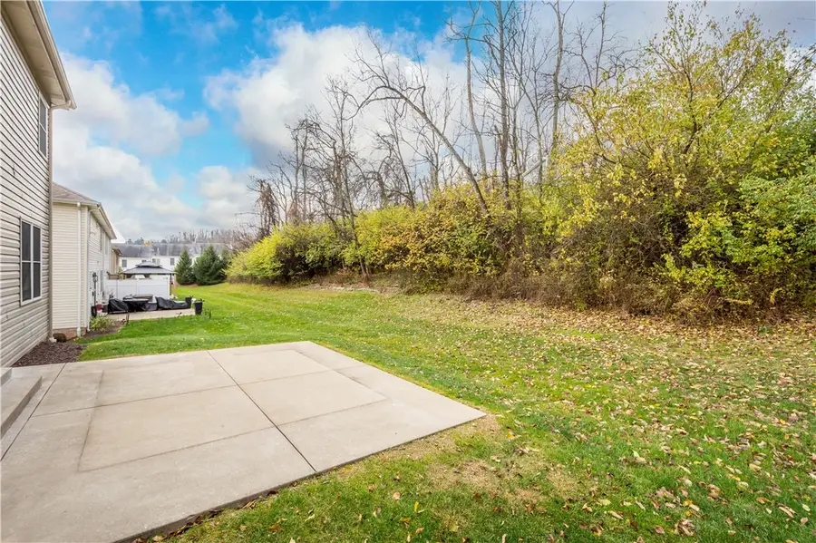 1109 Bayberry Dr, Canonsburg, PA 15317 - Image #2